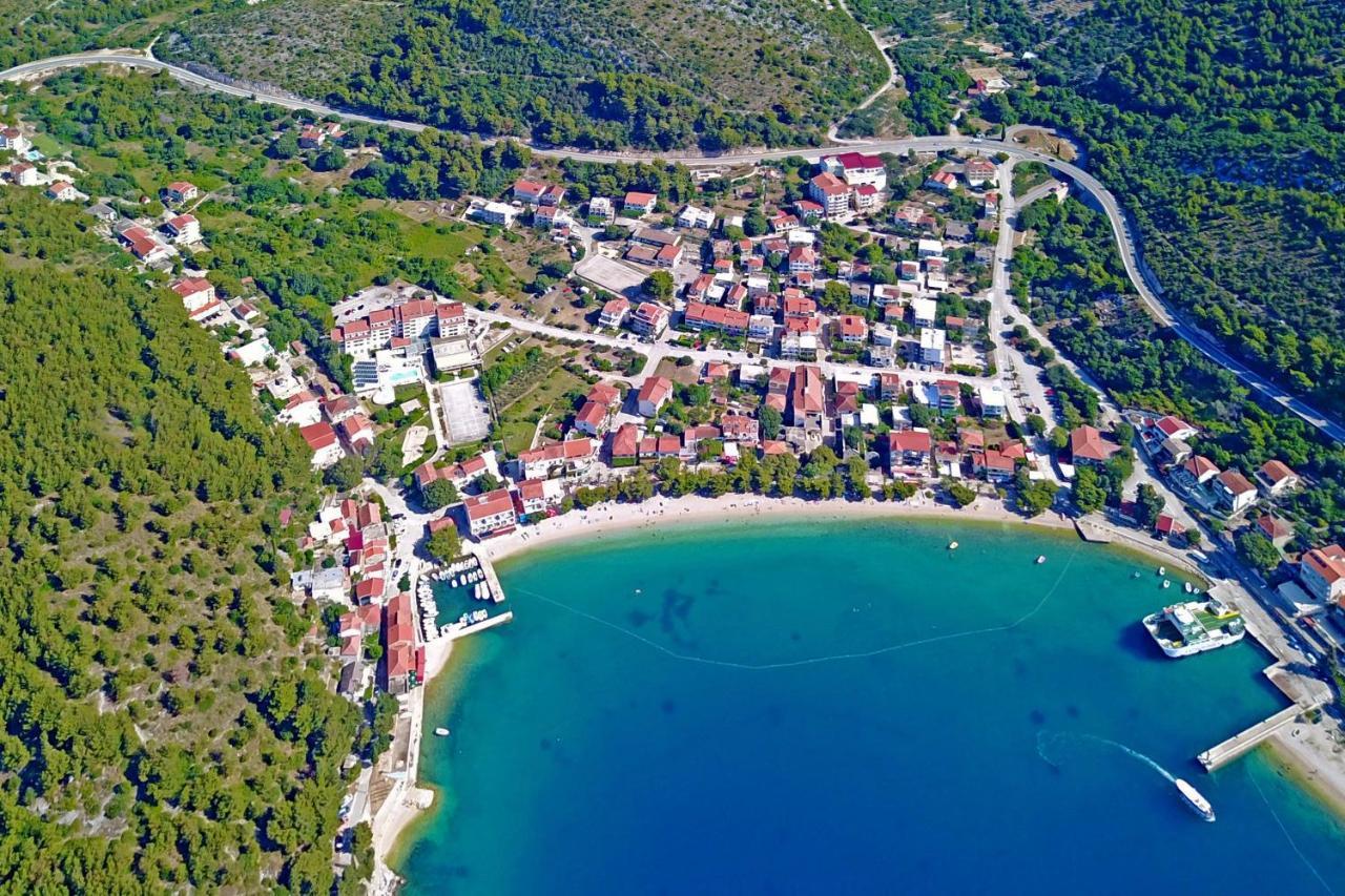 Apartments By The Sea Drvenik Donja Vala, Makarska - 6701 エクステリア 写真