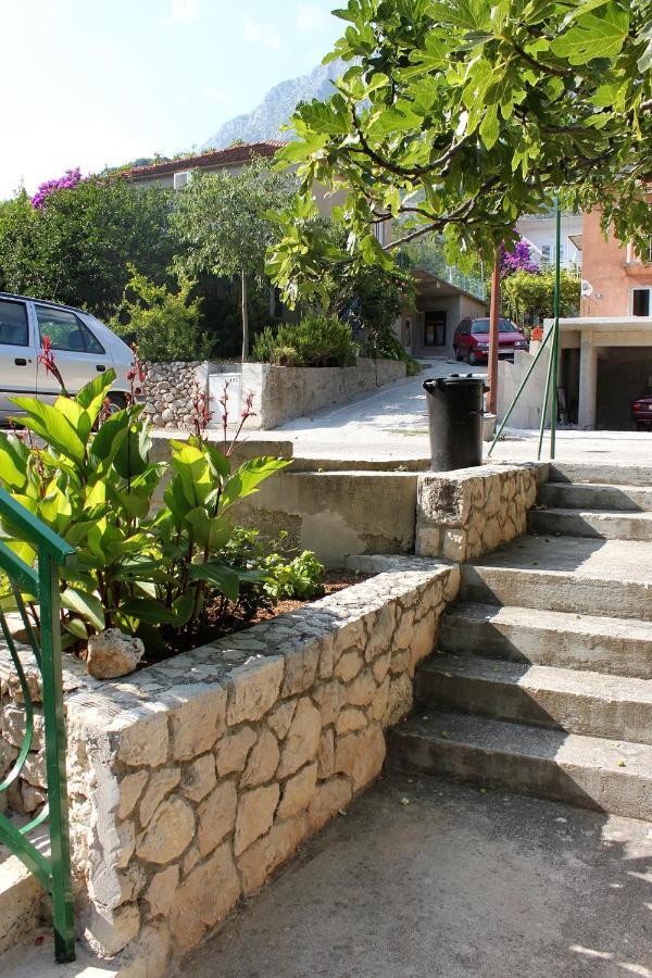 Apartments By The Sea Drvenik Donja Vala, Makarska - 6701 エクステリア 写真