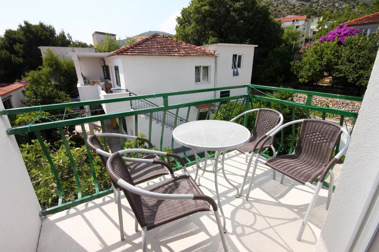 Apartments By The Sea Drvenik Donja Vala, Makarska - 6701 エクステリア 写真
