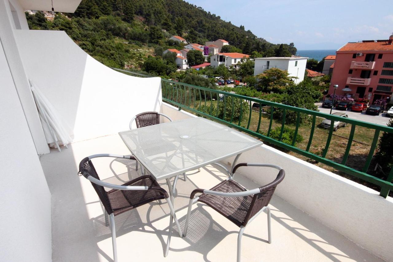 Apartments By The Sea Drvenik Donja Vala, Makarska - 6701 エクステリア 写真